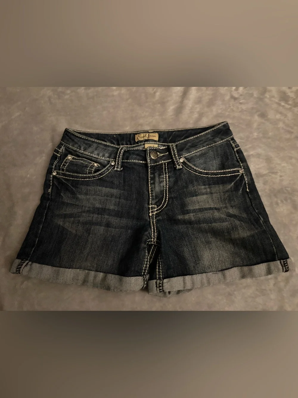 Earl Jean Women’s Dark Wash Blue Denim Shorts Mid Cuffed Studded Sz 2